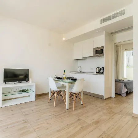 Apartman Capo Falcone Charming Apartment-1 By Interhome Stintino